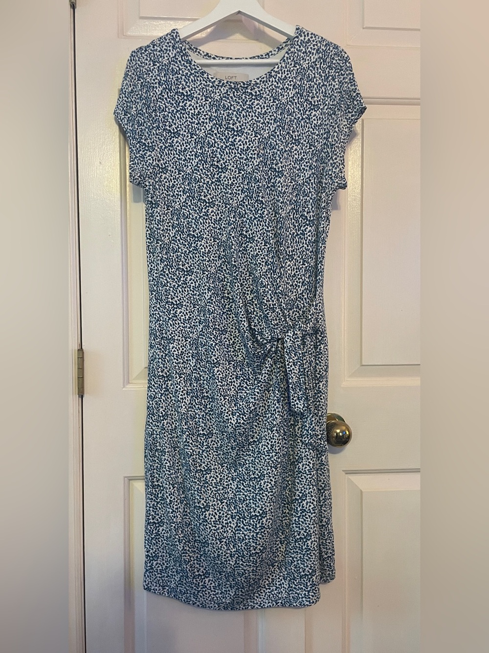 LOFT Large soft White Abstract Dot Tie Waist Midi Dress - Coastal large